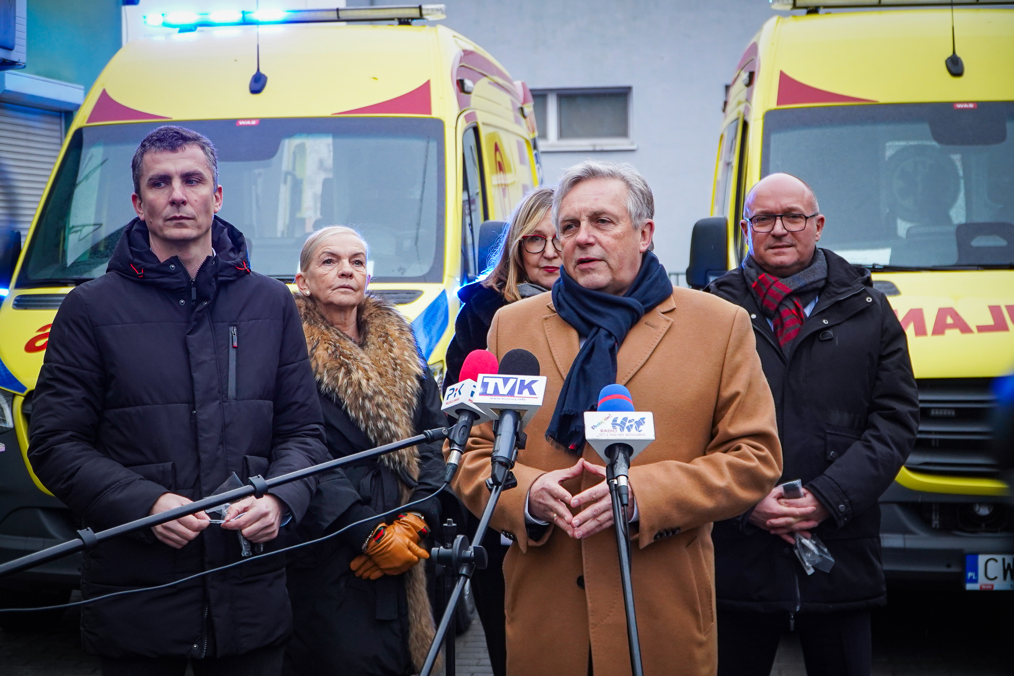 Przekazanie ambulansów